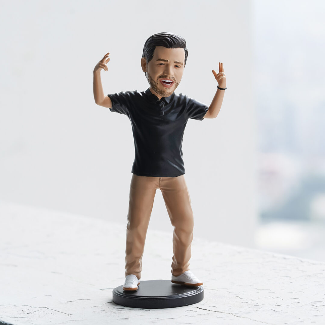 3D Selfie - Full Body 3D Figurine - Confident Charisma 3D Statue - Gift for Valentine Day